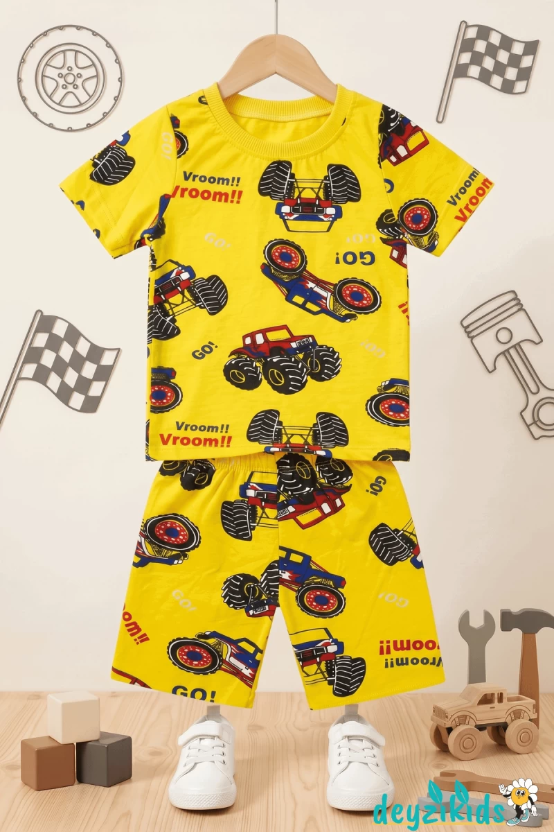 Canavar Araba Baskılı Kısa Kollu T-shirt Beli Lastikli Şort Alt Üst Takım 4-6-8-10-12 Yaş