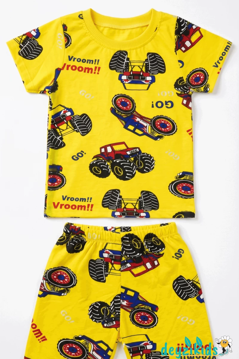 Canavar Araba Baskılı Kısa Kollu T-shirt Beli Lastikli Şort Alt Üst Takım 4-6-8-10-12 Yaş