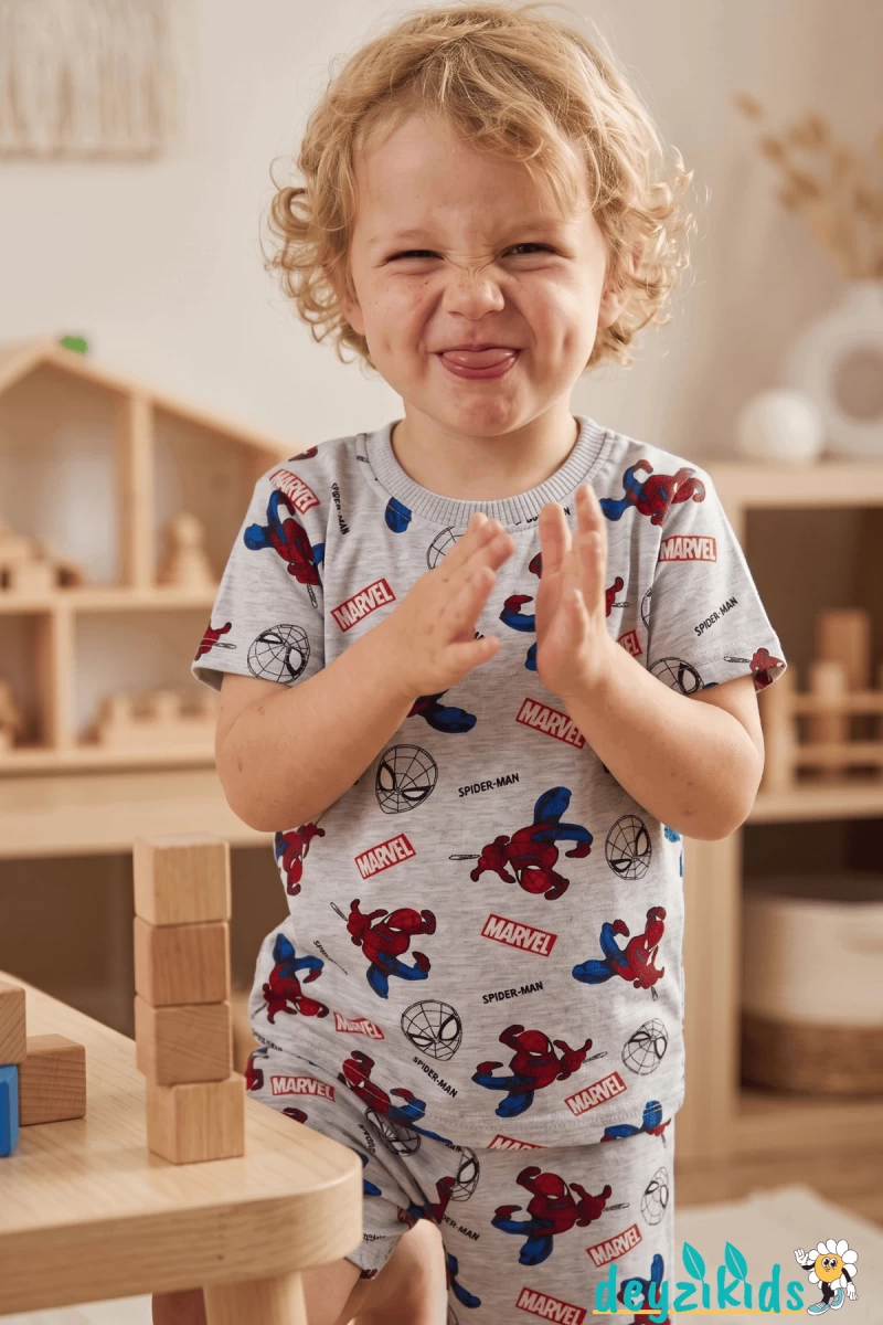 Spiderman Baskılı Kısa Kollu T-shirt Beli Lastikli Şort Alt Üst Takım 8-9-10-11-12 Yaş