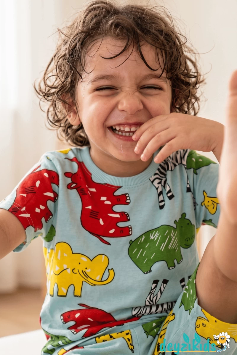 Zebra Fil Baskılı Kısa Kollu Beli Lastikli T-Shirt Şort Takım 4-8-6-10-12 Yaş