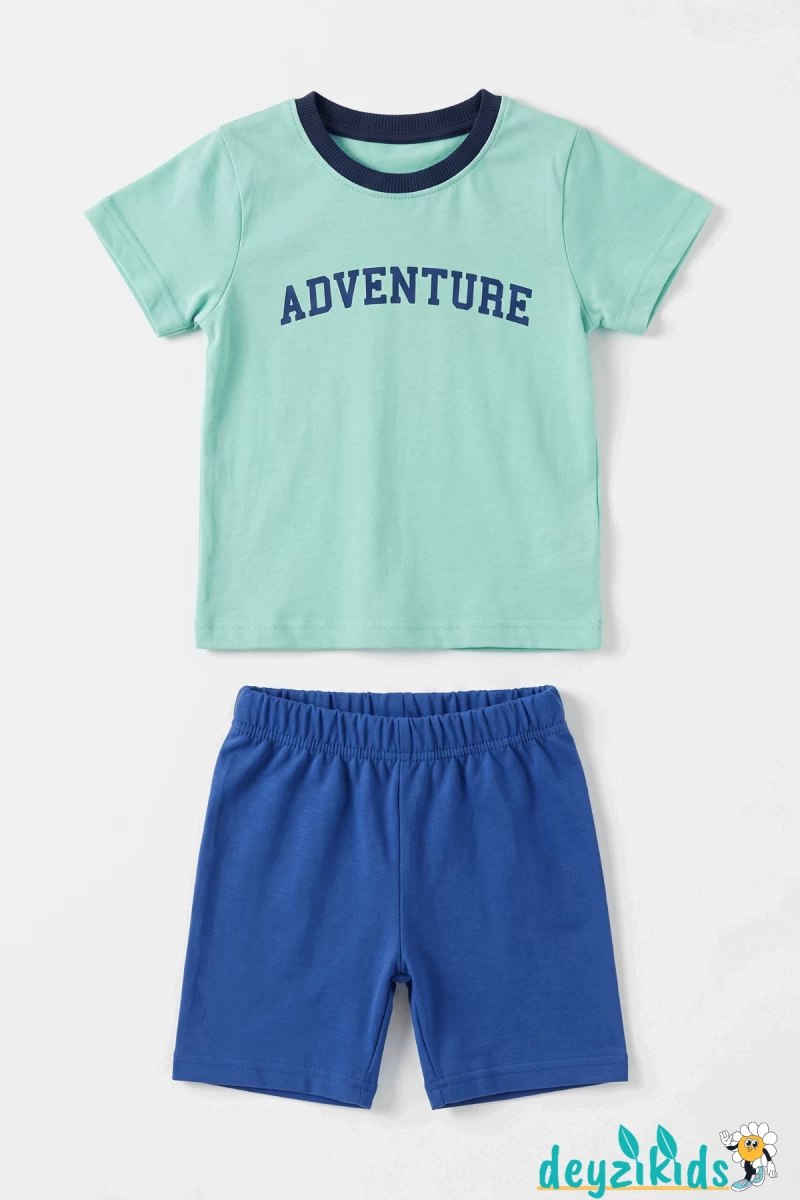 Adventure Baskılı Yuvarlak Bisiklet Yaka Kısa Kollu Esnek Kumaş Alt Üst Takım T-shirt Şort  6-9-12-18-24 Aylık 2-3-4-5-6 Yaş